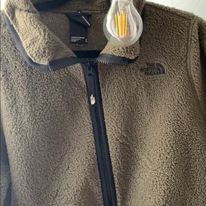 North face sweater
